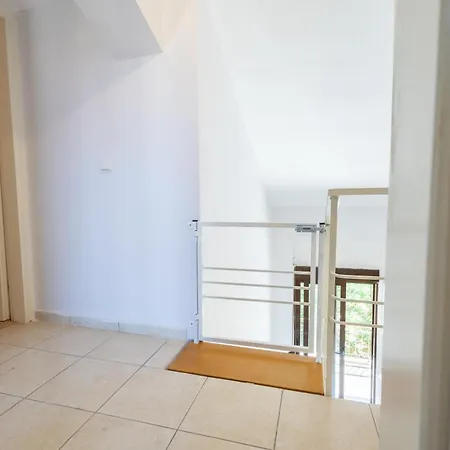 Veranda Seaview Luxury With Shared Pool شقة *